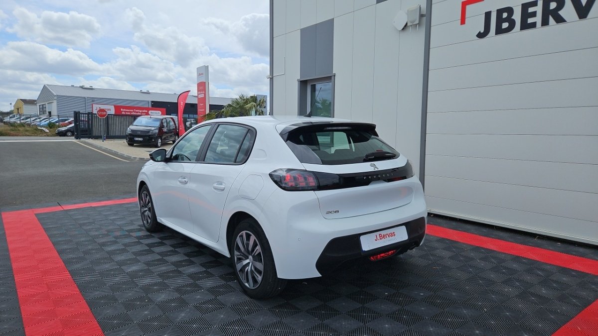Peugeot 208 - Photo 3
