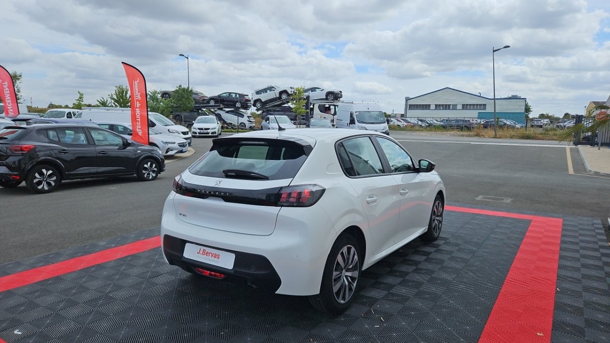 Peugeot 208 - Photo 5