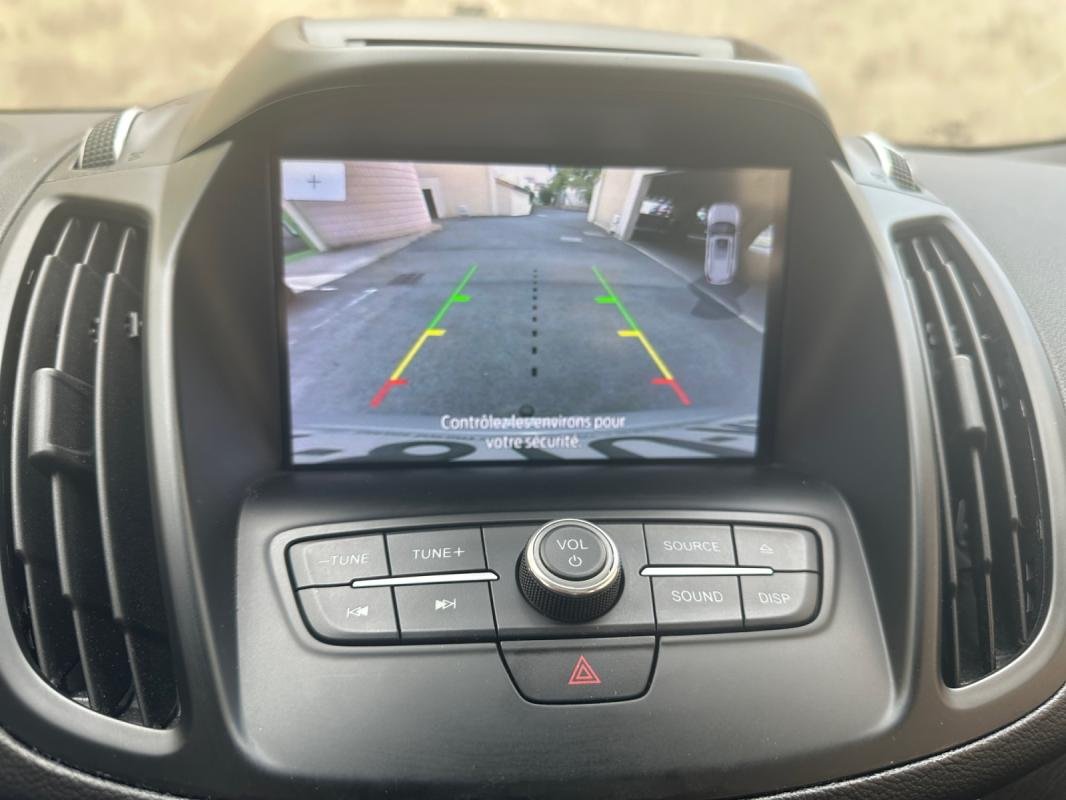 Ford Kuga - Photo 12