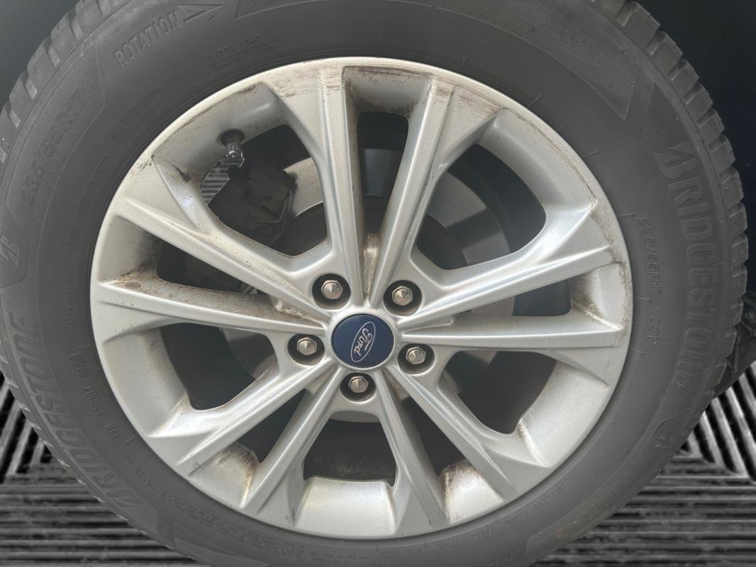 Ford Kuga - Photo 20