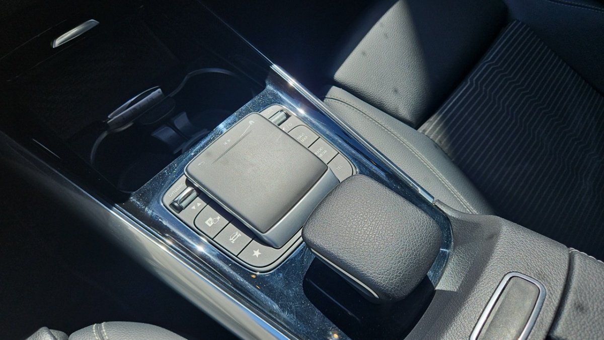 Mercedes Gla - Photo 28