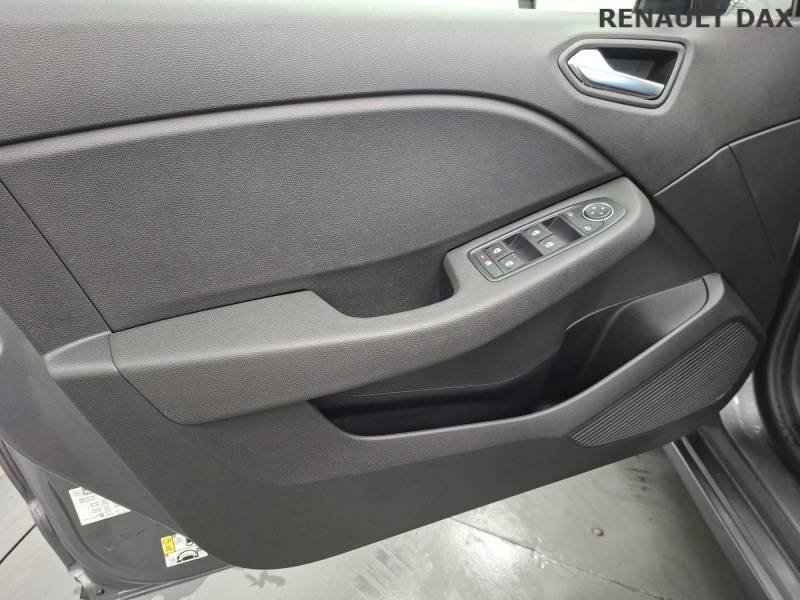 Renault Clio - Photo 23