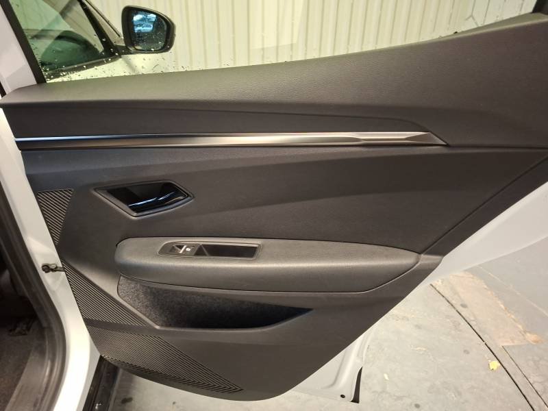 Renault Mégane - Photo 17