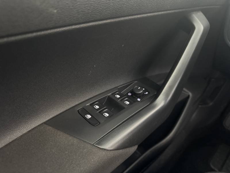 Volkswagen Polo - Photo 31