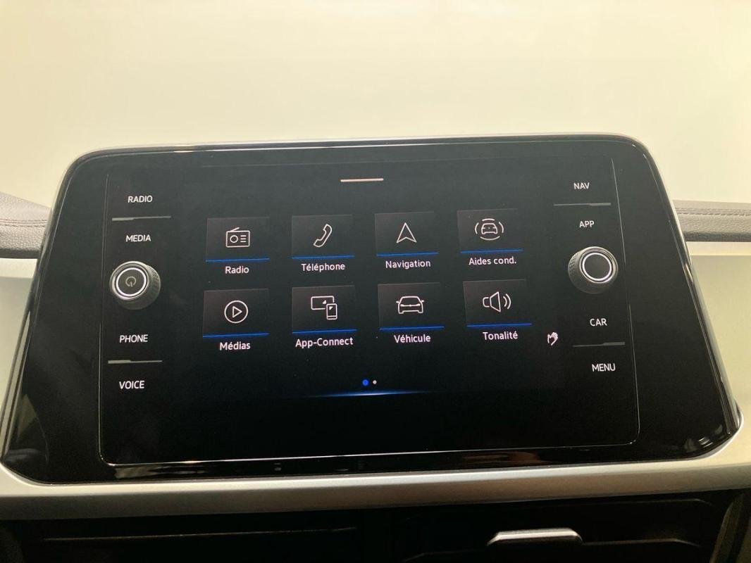 Volkswagen T-Roc - Photo 16
