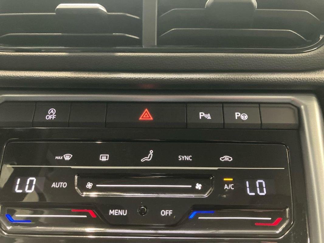 Volkswagen T-Roc - Photo 19