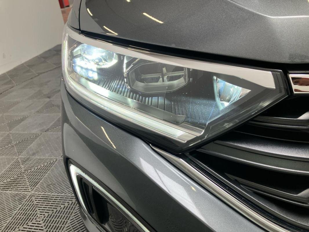 Volkswagen T-Roc - Photo 25