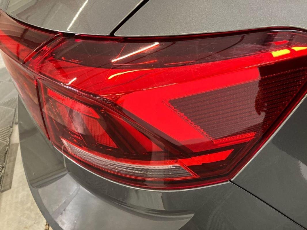 Volkswagen T-Roc - Photo 30