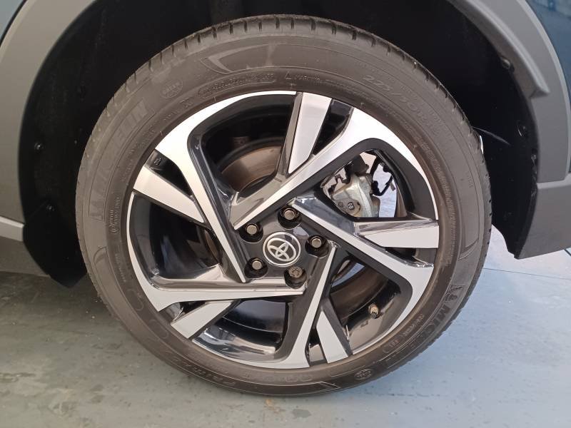 Toyota C-HR - Photo 8