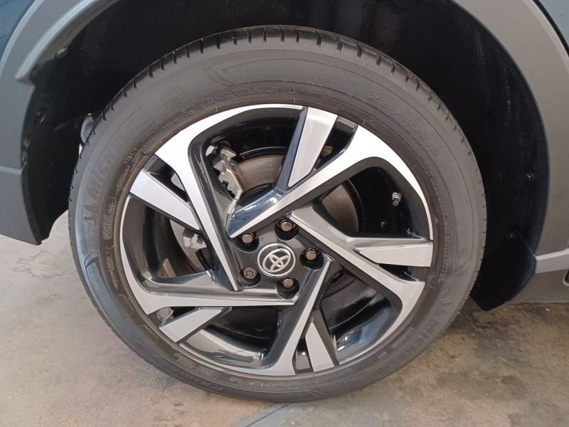 Toyota C-HR - Photo 9