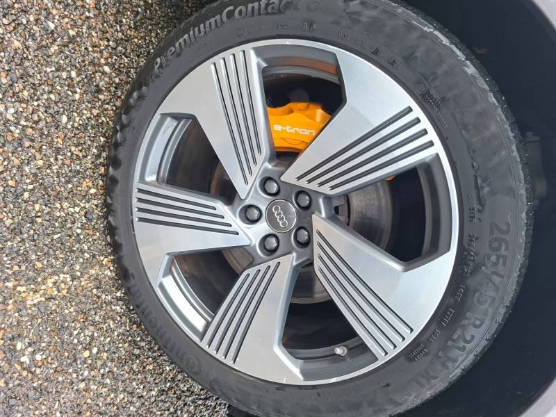 Audi e-tron - Photo 12