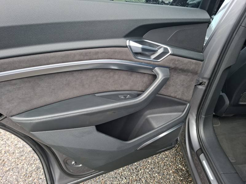 Audi e-tron - Photo 30