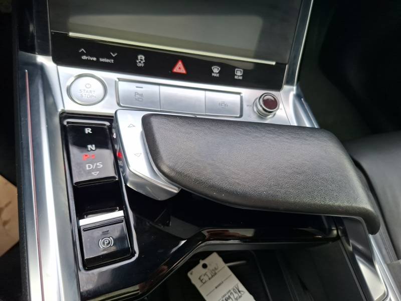 Audi e-tron - Photo 32