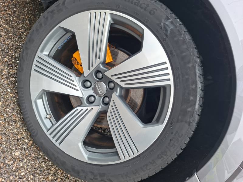 Audi e-tron - Photo 10