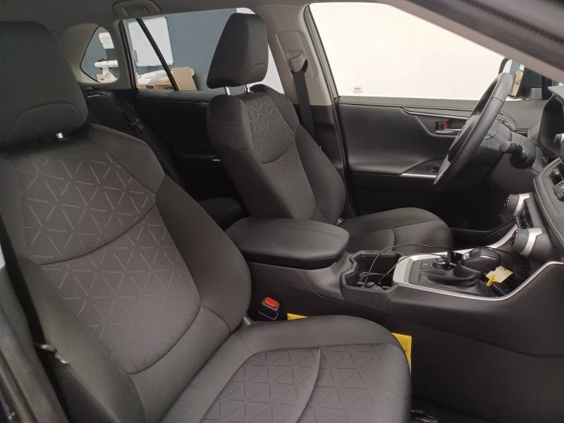 Toyota RAV4 - Photo 12