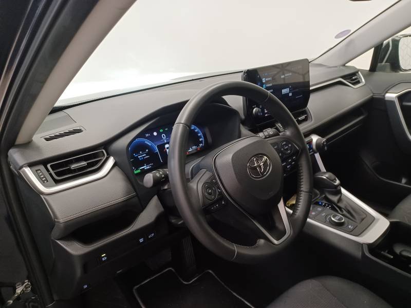Toyota RAV4 - Photo 18