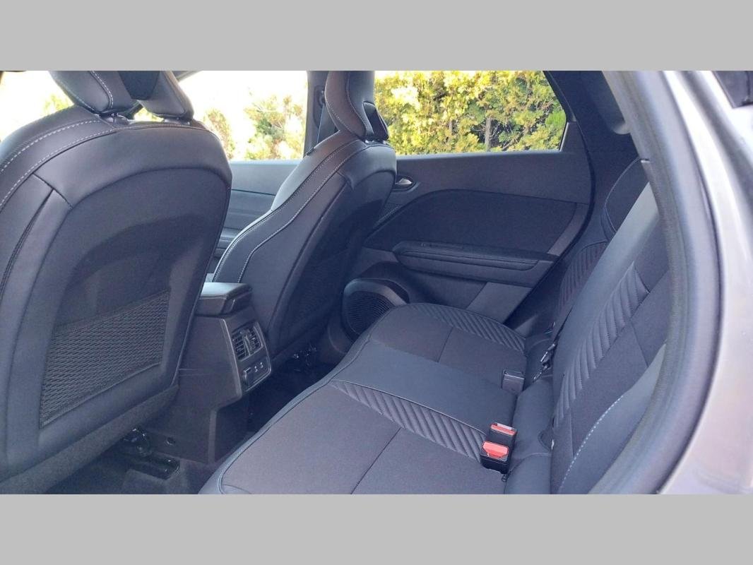 Renault Captur - Photo 11