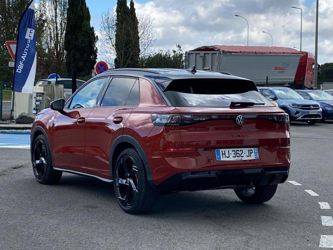 Volkswagen T-Roc - Photo 3