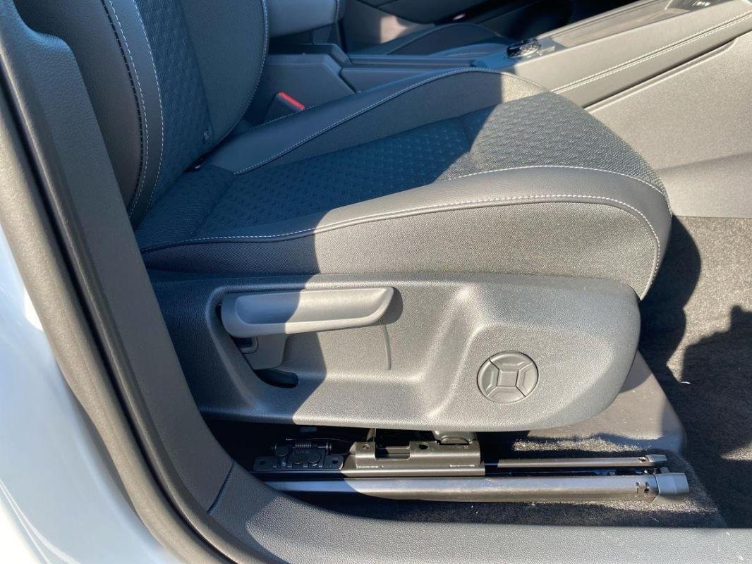 Volkswagen T-Roc - Photo 14