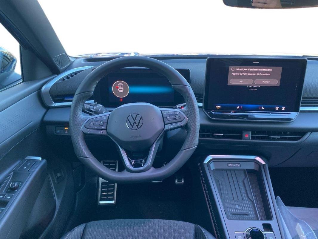 Volkswagen T-Roc - Photo 25