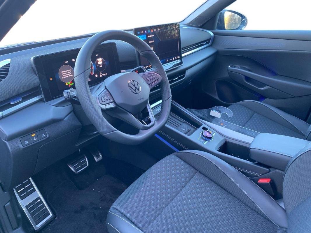 Volkswagen T-Roc - Photo 10