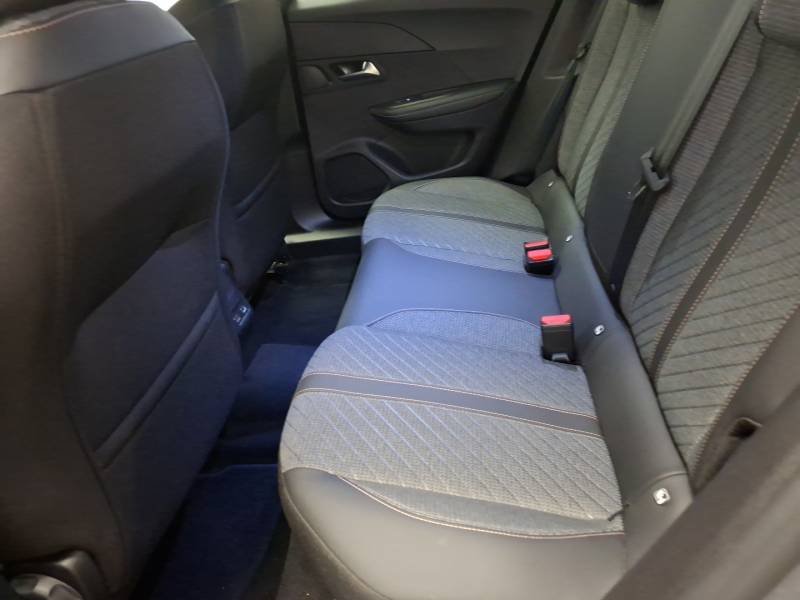 Peugeot 2008 - Photo 13