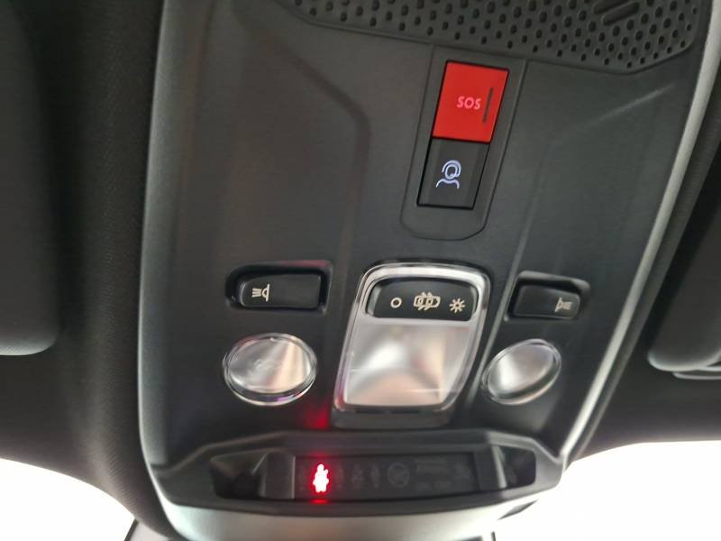 Peugeot 2008 - Photo 29
