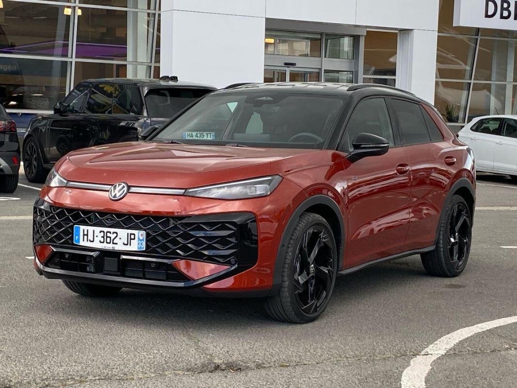 Volkswagen T-Roc - Photo 1