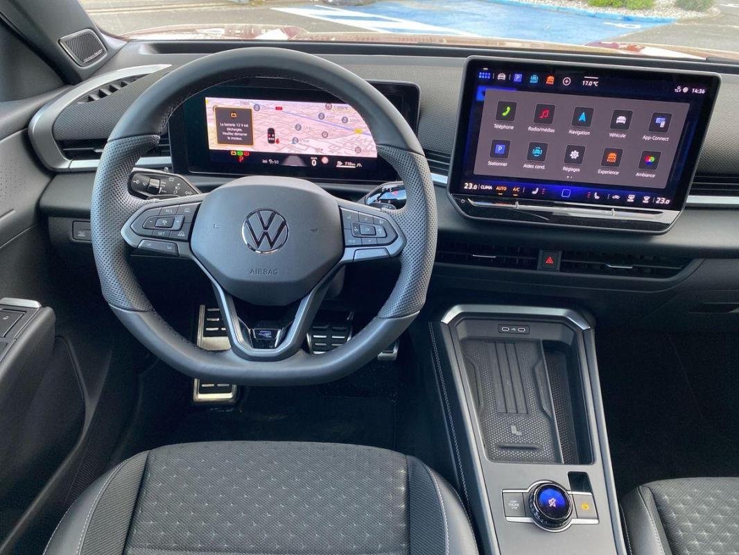 Volkswagen T-Roc - Photo 24