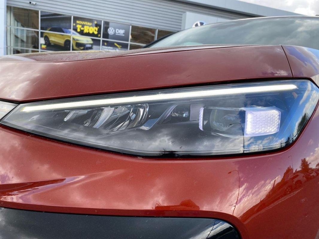 Volkswagen T-Roc - Photo 25