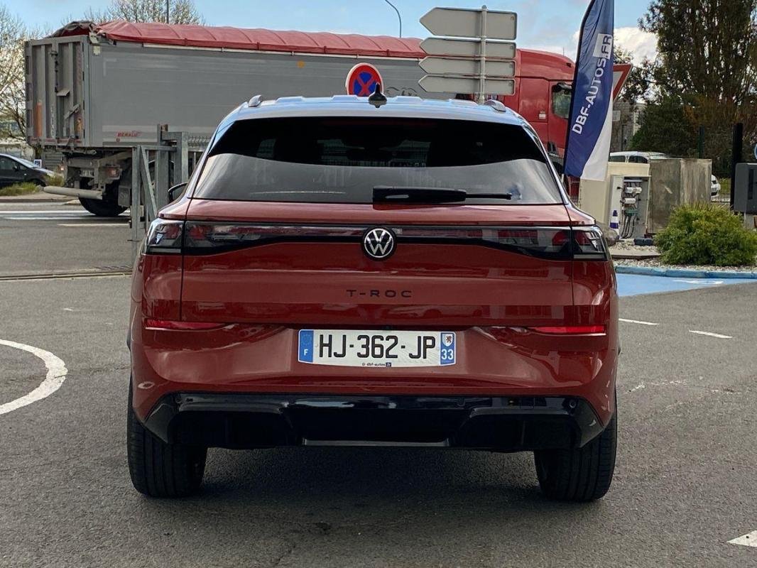 Volkswagen T-Roc - Photo 4