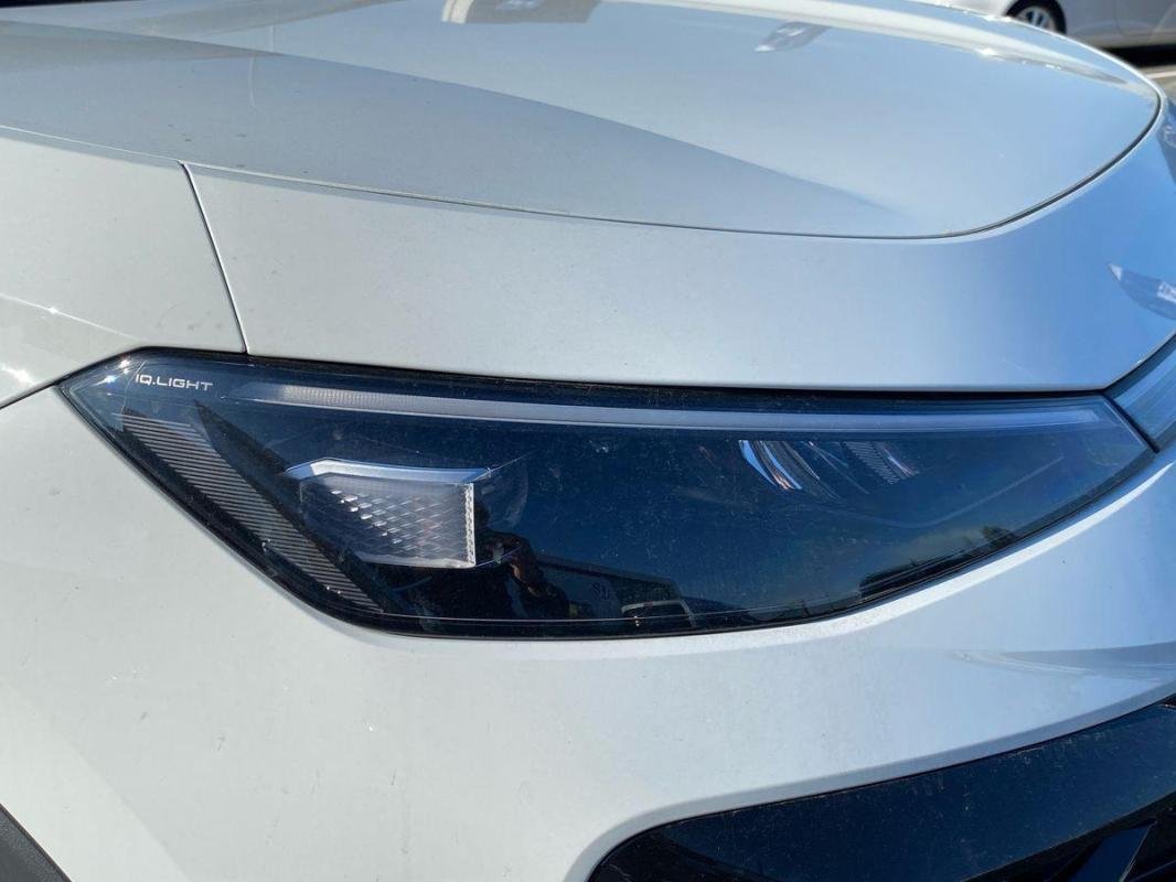 Volkswagen T-Roc - Photo 25