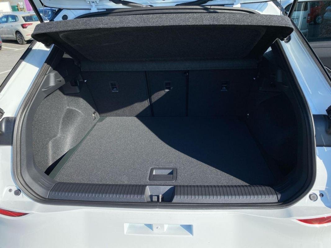 Volkswagen T-Roc - Photo 31