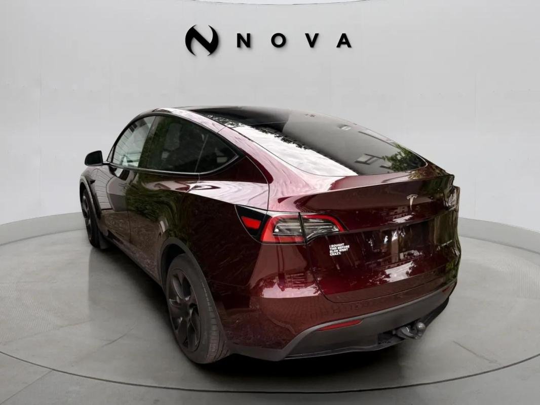 Tesla Model Y - Photo 4
