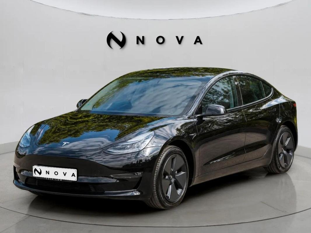 Tesla Model 3 - Photo 1