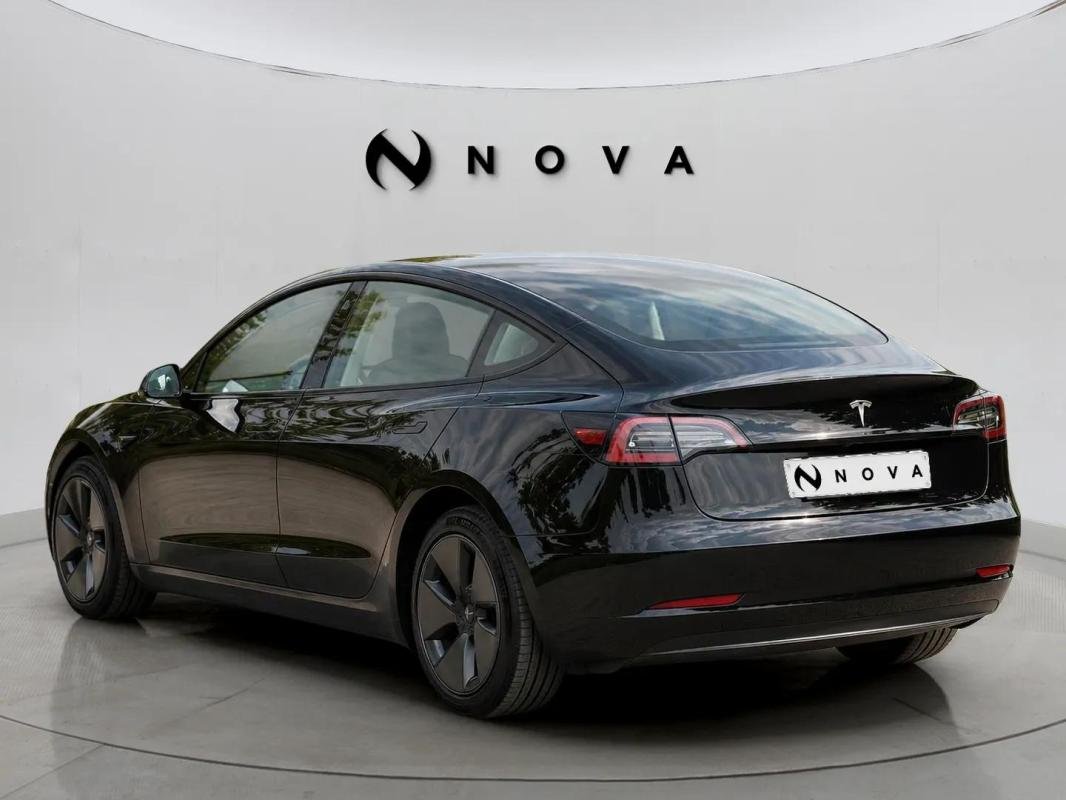 Tesla Model 3 - Photo 3
