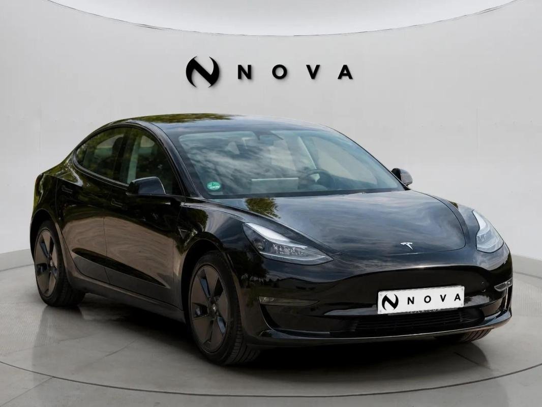 Tesla Model 3 - Photo 5