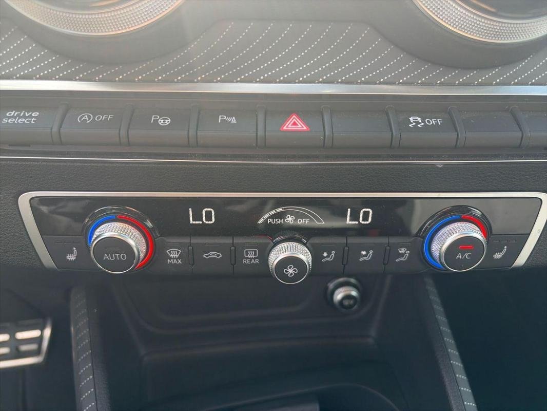 Audi Q2 - Photo 19