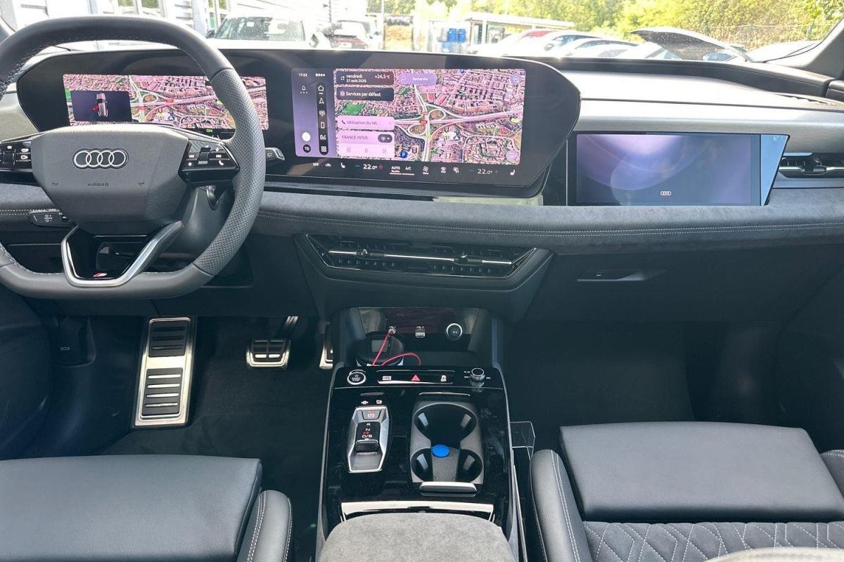 Audi q6 e-tron - Photo 18