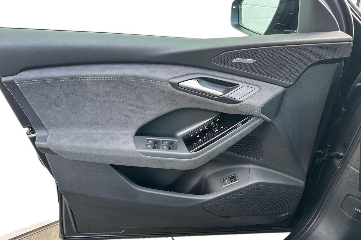 Audi q6 e-tron - Photo 28