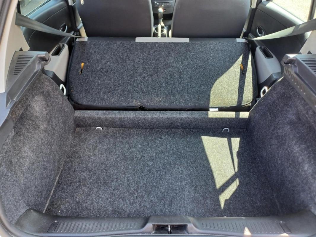 Renault Clio - Photo 15
