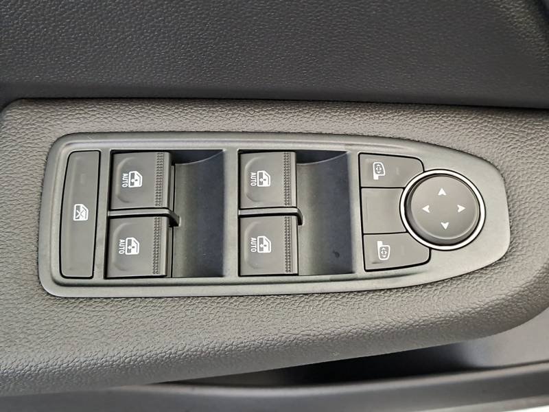 Renault Clio - Photo 24
