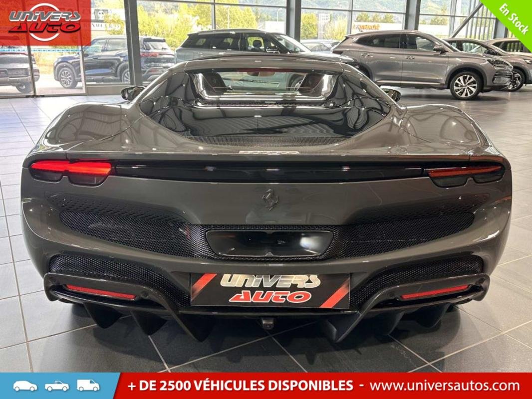 Ferrari 296 GTS - Photo 36