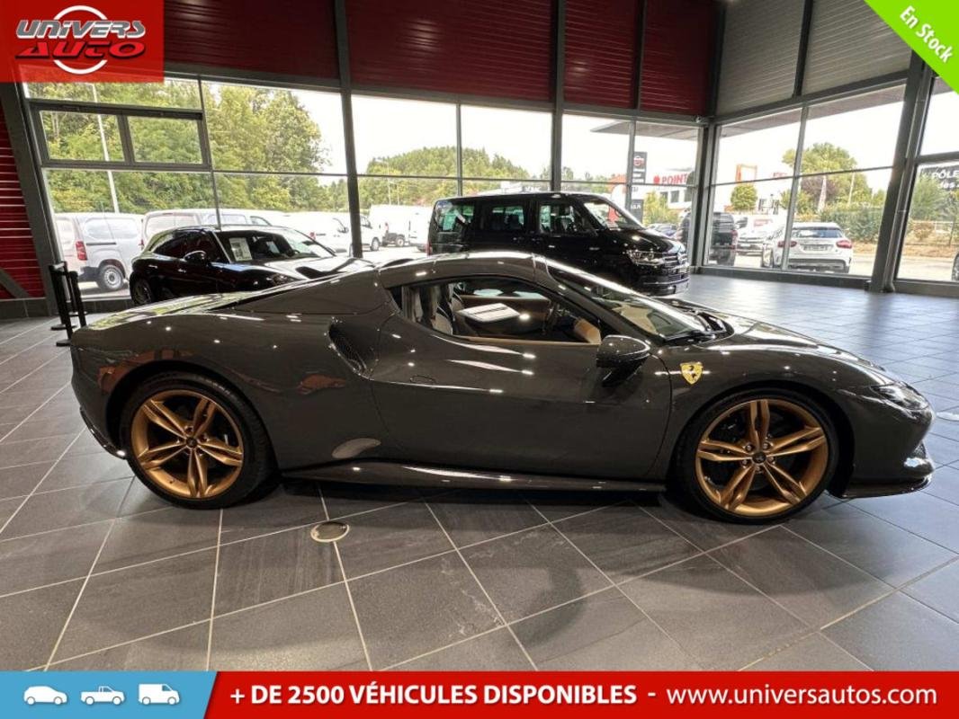 Ferrari 296 GTS - Photo 6