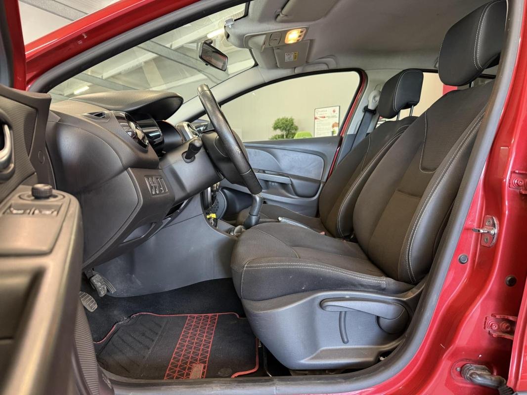 Renault Clio - Photo 11