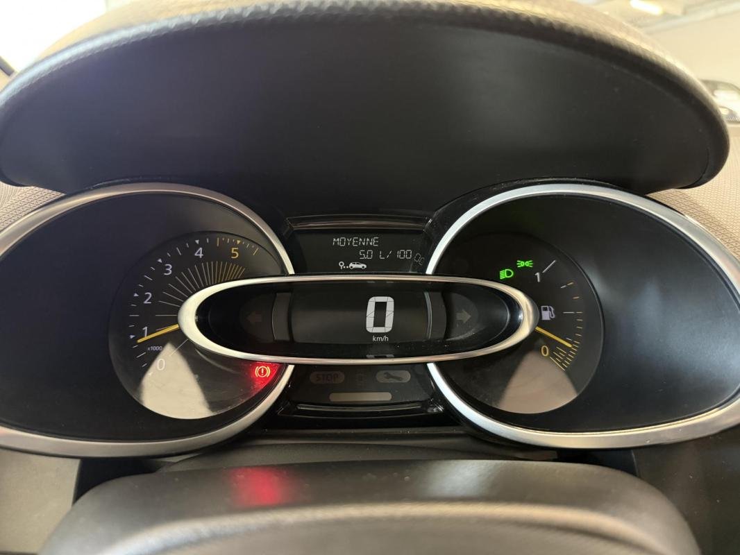 Renault Clio - Photo 15
