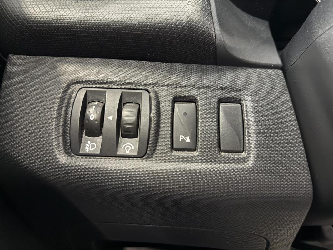 Renault Clio - Photo 17