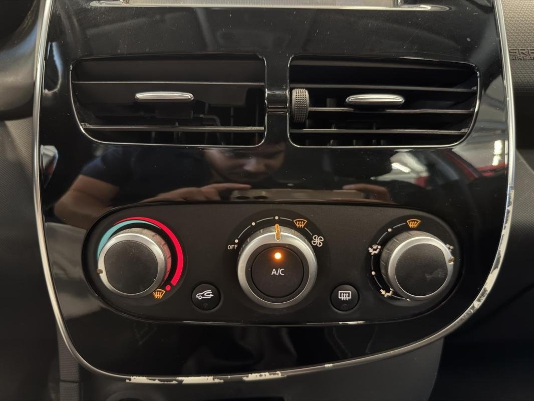 Renault Clio - Photo 21