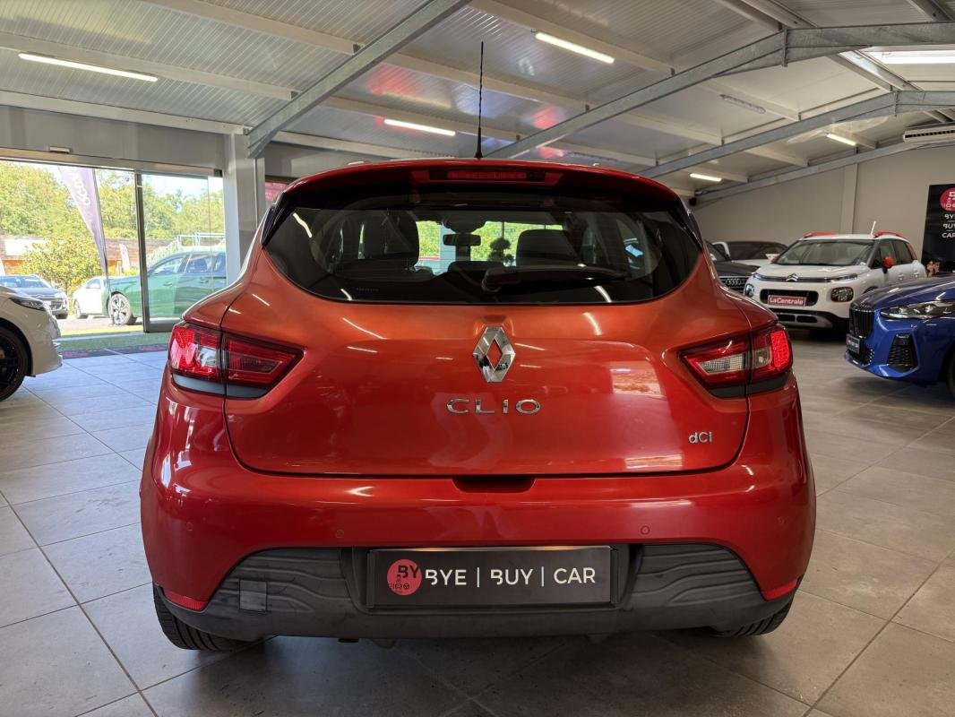 Renault Clio - Photo 33