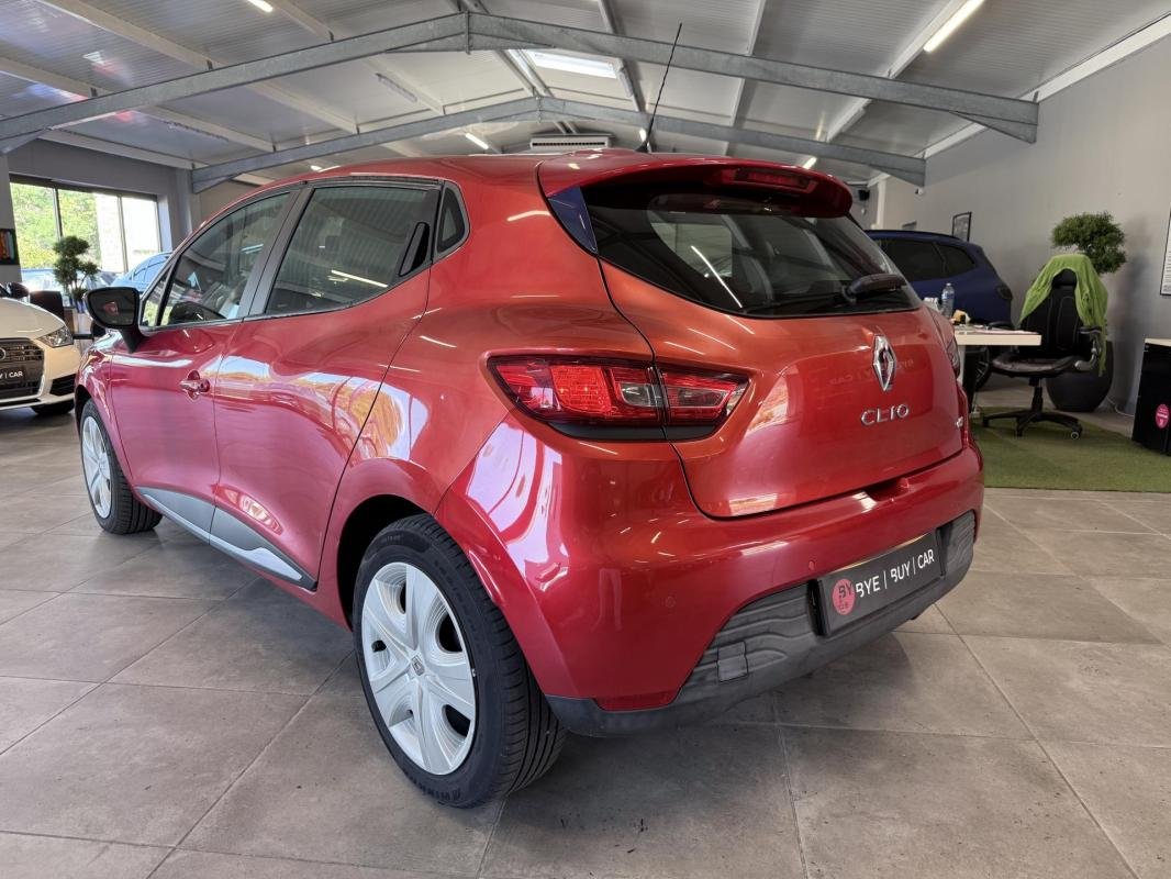 Renault Clio - Photo 4